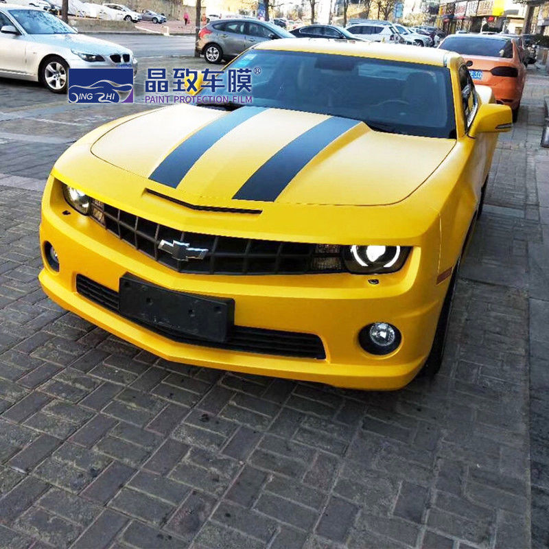 De gele van de de Decoratiefilm van de kleurenauto van de de Omslag Autoverf Auto Vinylbescherming Glanzend Crystal Maize